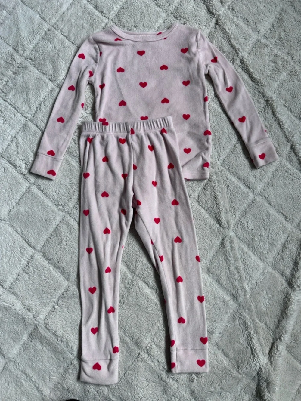 Cat And Jack | Pink and Red Girls 2 piece heart pajamas | Size 4T